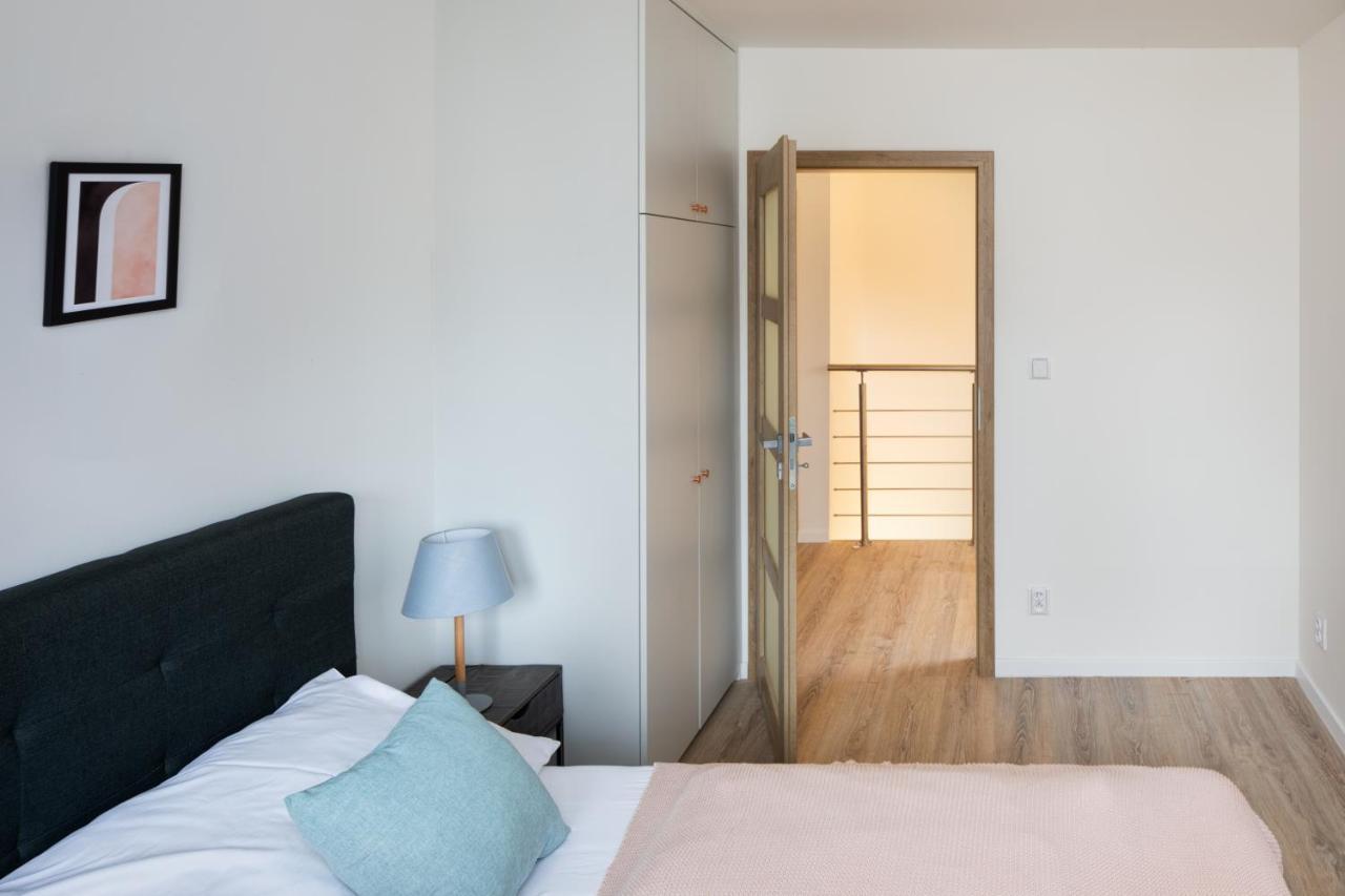Minimalistic House In Vinohrady By Prague Days Villa Eksteriør bilde