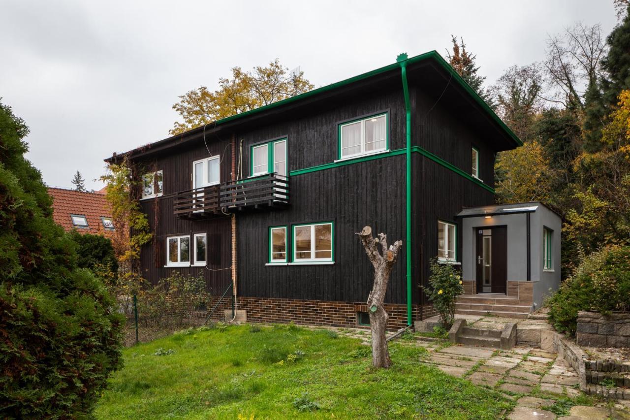 Minimalistic House In Vinohrady By Prague Days Villa Eksteriør bilde